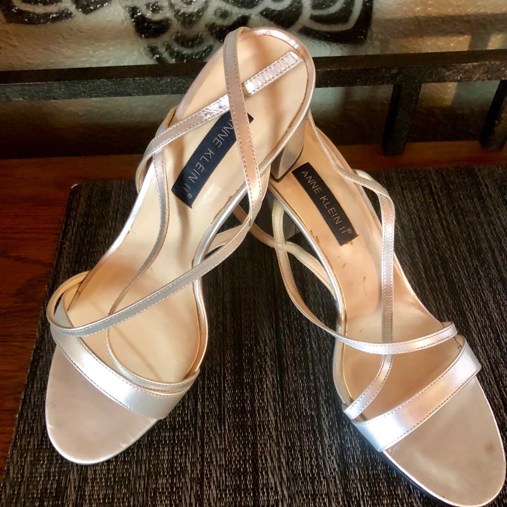 Anne Klein II Silver Sandals - size 9 1/2